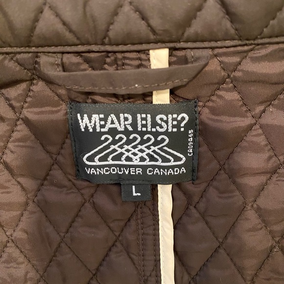 Brown Vest - Picture 7 of 7